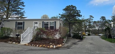 Over 55 community. Recently Renovated, move in ready! Light and - photo 2