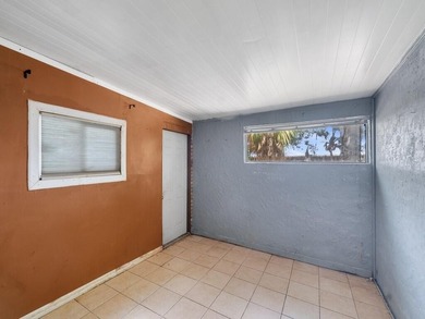 Blank Canvas Opportunity! Spacious 1,689 sq. ft. home offering - photo 20