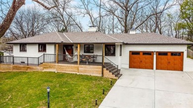 Lake Waukomis Home Sale Pending in Kansas City Missouri