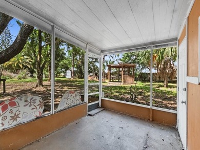 Blank Canvas Opportunity! Spacious 1,689 sq. ft. home offering - photo 31