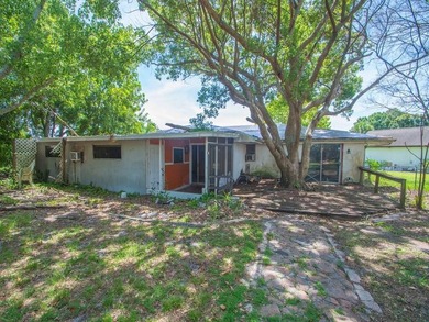 Blank Canvas Opportunity! Spacious 1,689 sq. ft. home offering - photo 35