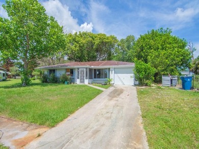 Blank Canvas Opportunity! Spacious 1,689 sq. ft. home offering - photo 37
