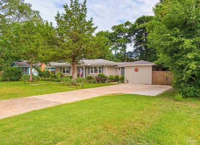 1660 E Cross Street combines the charm of East Hill with the - photo 4