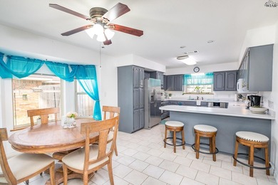 Pool, cul-de-sac & steps to Lake Wichita trails! Spacious - photo 8