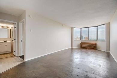 Stunning 17th-floor condo with incredible city views in the - photo 7