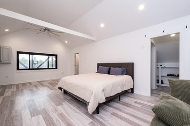 Private barndominium retreat on approximately 71 acres behind a - photo 32