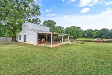 Lake Home For Sale in Frankston, Texas