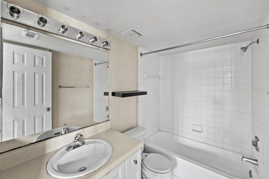 Rarely available 2 bedroom, 2 bathroom corner unit in the heart - photo 12