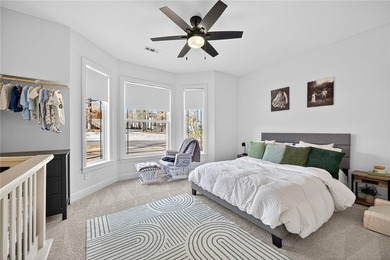 Fully renovated lake-area home just 1 mile from Granton Park - photo 23