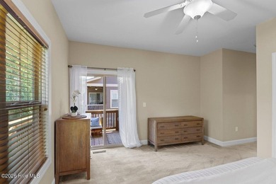 A pristine three-bedroom townhouse in the Cypress Creek - photo 9