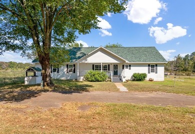 Lake Home Active Under Contract in Mount Pleasant, Texas