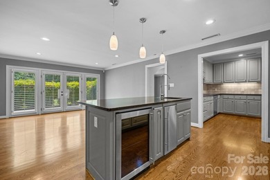 Experience one of the area's most extraordinary private estates - photo 17
