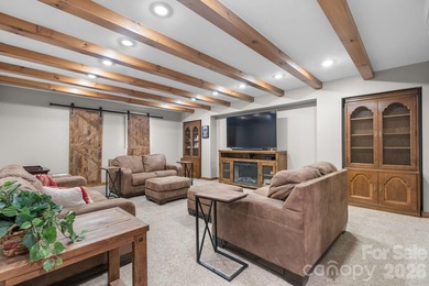 Experience one of the area's most extraordinary private estates - photo 21