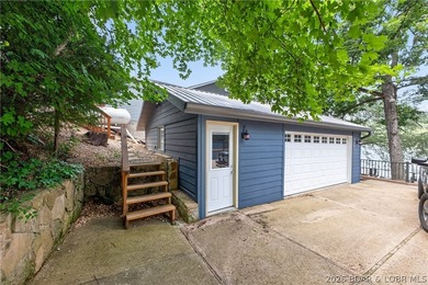 Beautifully updated lakefront home with a private dock, workshop - photo 29