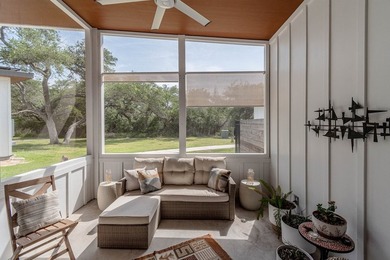 Coastal Retreat in Lamar - Mid-Century Modern Escape for - photo 31