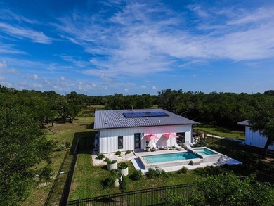 Coastal Retreat in Lamar - Mid-Century Modern Escape for - photo 49