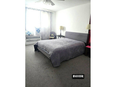 Large JR.4 corner unit on top floor. Entrance foyer with 2 - photo 6