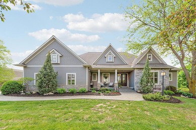 Escape to your own private sanctuary with this exceptional - photo 4