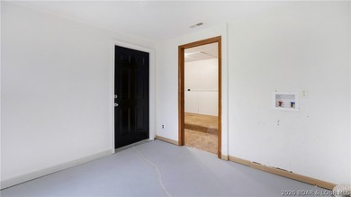 Charming 3-bedroom, 1 full bath, 2 half bath home located in a - photo 19
