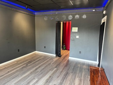 Presenting a rare opportunity to acquire one of downtown - photo 20
