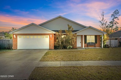 Deer Point Lake Home Sale Pending in Lynn Haven Florida