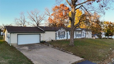 Lake of the Ozarks Home For Sale in Gravois Mills Missouri