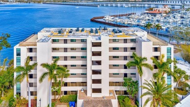 Manatee River Condo For Sale in Bradenton Florida