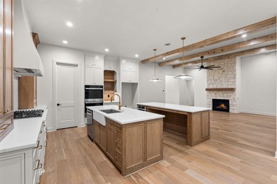 Showcase of Homes 2nd place winner! This stunning Modified Cape - photo 10