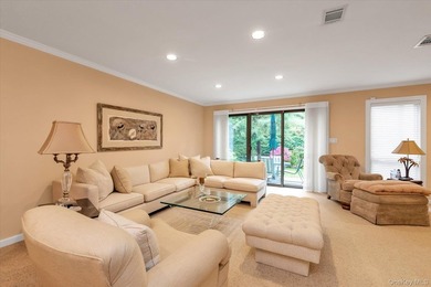 Welcome to this beautifully appointed 3-bedroom, 2.5-bath - photo 11