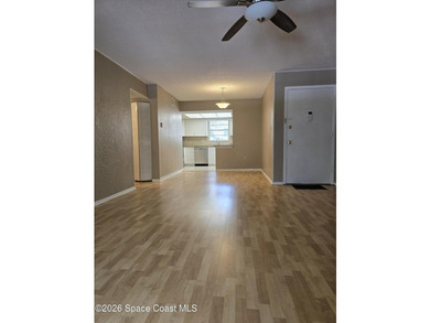 Available for both rent and sale! Super cute and spacious - photo 6