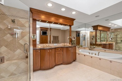 Welcome to this beautifully appointed 3-bedroom, 2.5-bath - photo 18