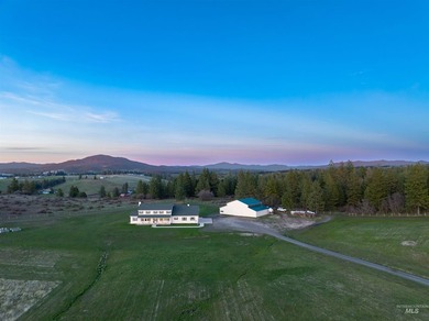 Gorgeous one-owner home set on 62 scenic acres just south of - photo 5