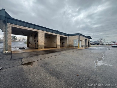 Discover an exceptional commercial opportunity in the heart of - photo 2