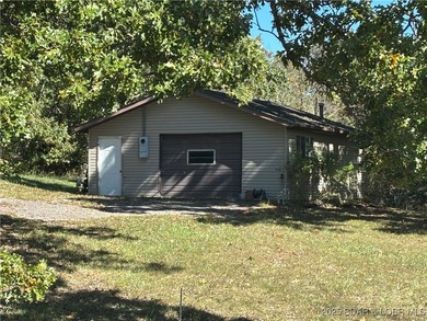 Lake of the Ozarks Lot For Sale in Laurie Missouri