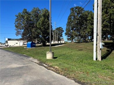 Exceptional opportunity to own 1.4 acres in a high-visibility - photo 4