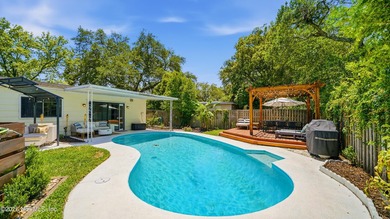 Welcome home to this beautifully remodeled 3-bedroom, 2-bath - photo 50