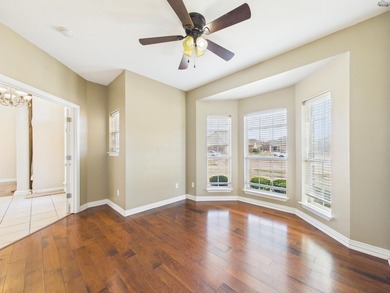 Exceptional executive home offering over 3,000 sq ft of refined - photo 6