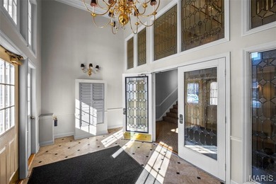 Circa 1986, this 2-bedroom, 2-bath main-floor condo is all about