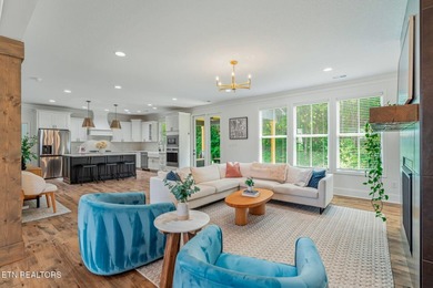 Welcome to 651 Little Turkey Lane, a beautifully appointed - photo 11