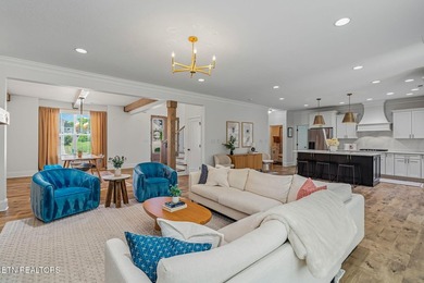 Welcome to 651 Little Turkey Lane, a beautifully appointed - photo 12