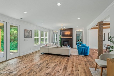 Welcome to 651 Little Turkey Lane, a beautifully appointed - photo 19