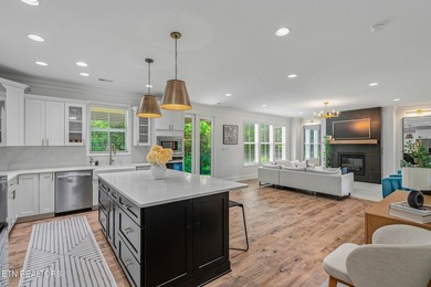 Welcome to 651 Little Turkey Lane, a beautifully appointed - photo 20