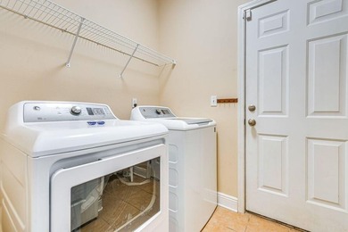 Beautiful single level home in peaceful Solimar neighborhood - photo 21