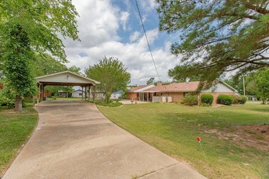 Charming traditional 3-bedroom, 2-bath home offering 1,448 - photo 24