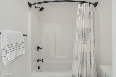 Welcome to 651 Little Turkey Lane, a beautifully appointed - photo 48