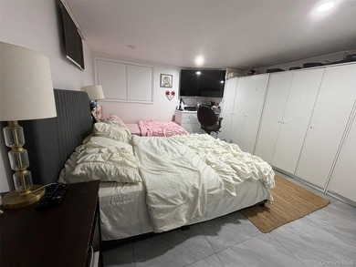 This is FULLY RENOVATED, with 2 gas meter and 3 electric meter - photo 7