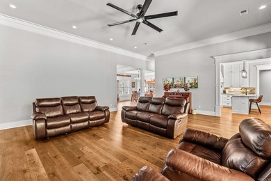 Stunning two level custom-built brick house with a large bonus - photo 11