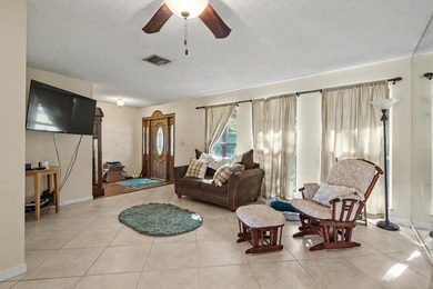 Welcome to your private lakeside retreat located in the heart of - photo 11