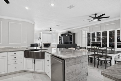 Looking for space for everyone & every thing? This fully - photo 13