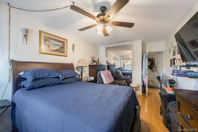 Welcome to this comfortable and conveniently located residence - photo 14
